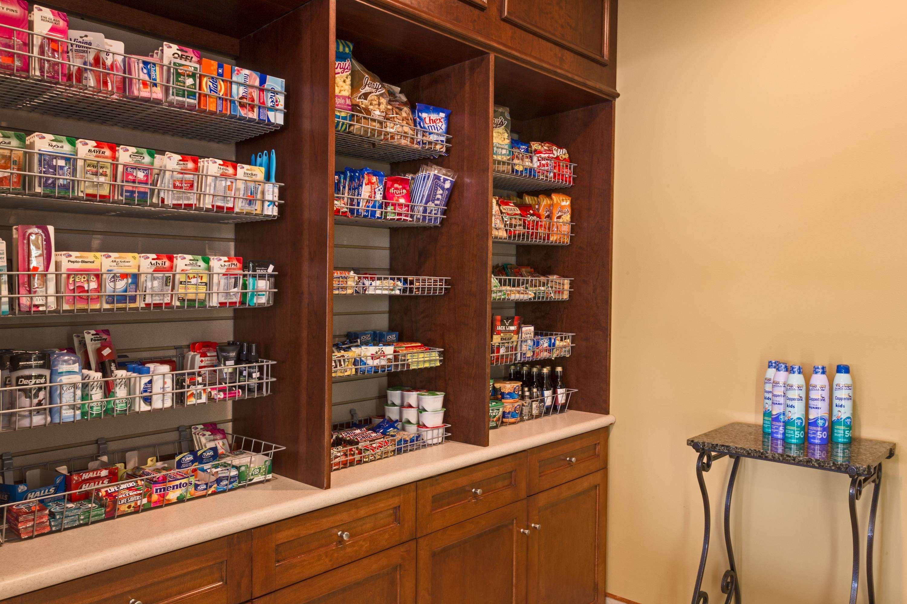Hilton Garden Inn Cleveland Airport Fairview Park Экстерьер фото