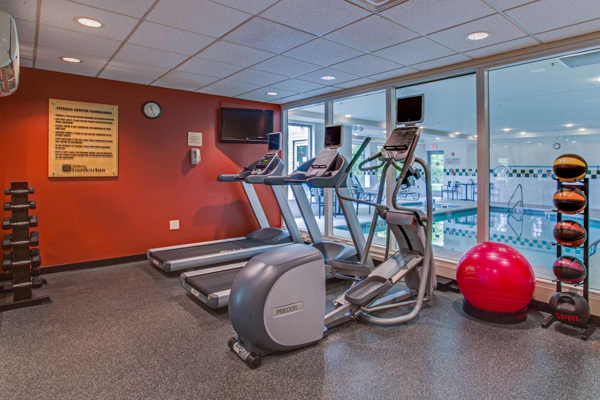 Hilton Garden Inn Cleveland Airport Fairview Park Экстерьер фото