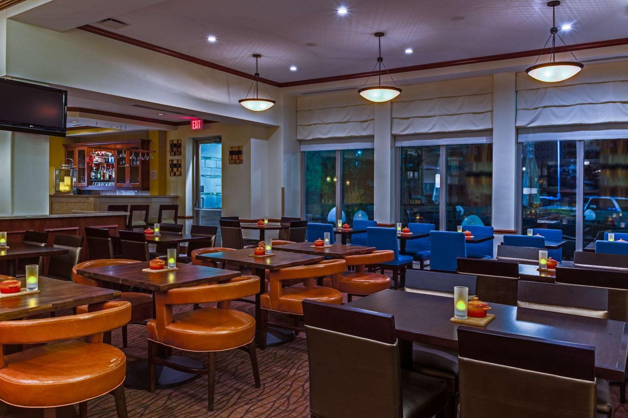 Hilton Garden Inn Cleveland Airport Fairview Park Экстерьер фото